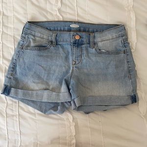 Old navy light denim shorts. Size 2